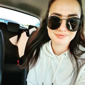 Meet your Posher, Jaylee